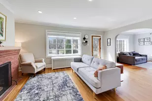 283 Bartram Rd, Riverside, IL 60546 - Photo 7