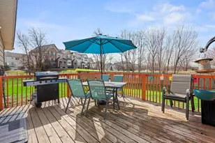 350 Shawnee Dr, Carol Stream, IL 60188 - Photo 19