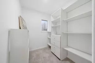 9248 N Maryland St, Niles, IL 60714 - Photo 15