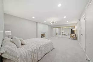 9248 N Maryland St, Niles, IL 60714 - Photo 9