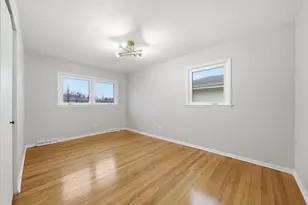 9248 N Maryland St, Niles, IL 60714 - Photo 17