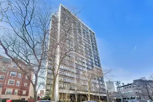 2754 N Hampden Ct, Chicago, IL 60614 - Photo 1