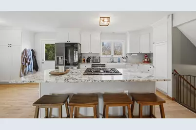 702 Highcrest Road, Dixon, IL 61021 - Photo 17