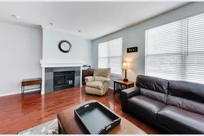 775 Pheasant Trail, Saint Charles, IL 60174 - Photo 7