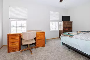 23 Fetzer Ct, Bloomington, IL 61704 - Photo 17