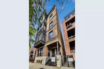 320 W Evergreen Avenue #G, Chicago, IL 60610 - Photo 1