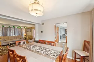 333 Grosvenor Ct, Bolingbrook, IL 60440 - Photo 17