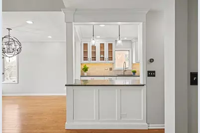 416 Lawrence Avenue, Glen Ellyn, IL 60137 - Photo 7