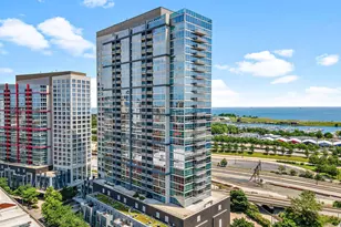 1901 S Calumet Ave, Chicago, IL 60616 - Photo 1