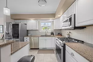 4688 5th St, East Moline, IL 61244 - Photo 13