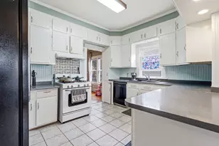 618 W Putnam St, Princeton, IL 61356 - Photo 3