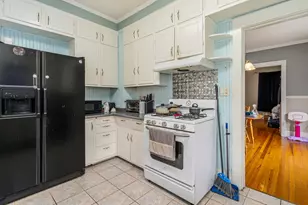 618 W Putnam St, Princeton, IL 61356 - Photo 5