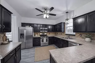 730 Boyce Rd, Sugar Grove, IL 60554 - Photo 7