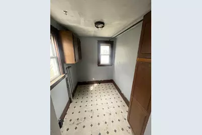 261 N 6th Avenue, Kankakee, IL 60901 - Photo 5