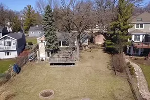 24301 Forest Dr N, Lake Zurich, IL 60047 - Photo 7
