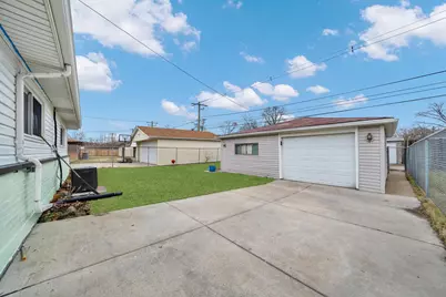 1263 Mackinaw Avenue, Calumet City, IL 60409 - Photo 3