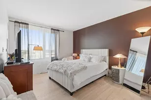 900 Chicago Ave, Evanston, IL 60202 - Photo 17