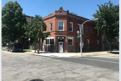 2734 W 18th Street #2R, Chicago, IL 60608 - Photo 1