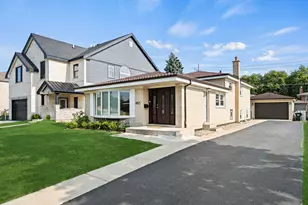 8821 Congress Park Ave, Brookfield, IL 60513 - Photo 1