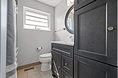 8821 Congress Park Avenue, Brookfield, IL 60513 - Photo 11