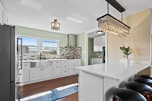 8821 Congress Park Ave, Brookfield, IL 60513 - Photo 5