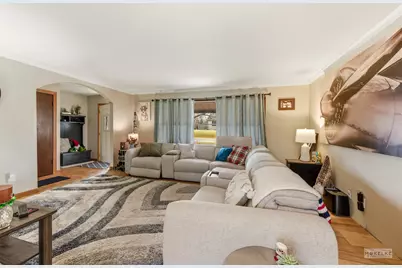 1238 Lakewood Drive, Somonauk, IL 60552 - Photo 9