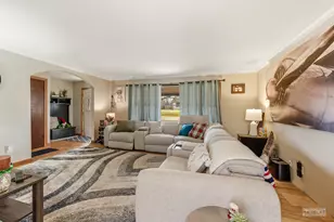 1238 Lakewood Dr, Somonauk, IL 60552 - Photo 9