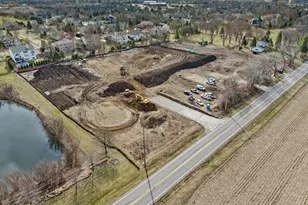 Unit 4B Prairie Grove Dr, Geneva, IL 60134 - Photo 3