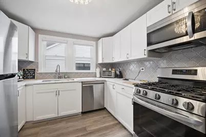 283 N Michigan Avenue, Elmhurst, IL 60126 - Photo 19