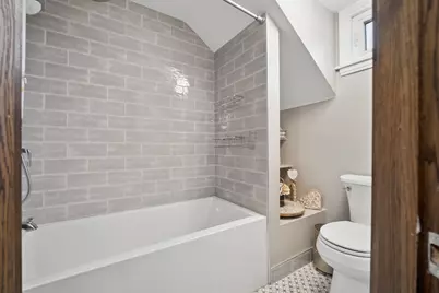 283 N Michigan Avenue, Elmhurst, IL 60126 - Photo 17