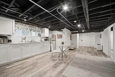 283 N Michigan Avenue, Elmhurst, IL 60126 - Photo 21