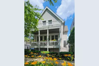2426 W Lyndale Street, Chicago, IL 60647 - Photo 1