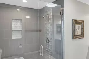 512 Bay Rd, McHenry, IL 60051 - Photo 17