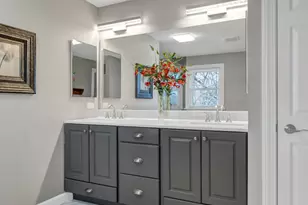 512 Bay Rd, McHenry, IL 60051 - Photo 15