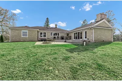 512 Bay Road, McHenry, IL 60051 - Photo 33