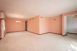 10614 S 84th Ave, Palos Hills, IL 60465 - Photo 9