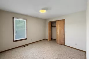 707 E Ash St, Watseka, IL 60970 - Photo 11