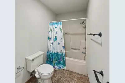 707 E Ash Street, Watseka, IL 60970 - Photo 13