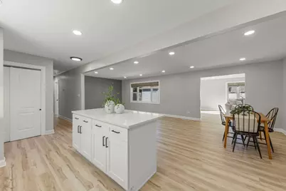 405 Turf Lane, Wheaton, IL 60187 - Photo 5