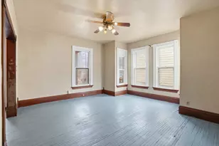 903 44th St, Rock Island, IL 61201 - Photo 5