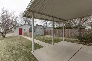 1850 45th St, Rock Island, IL 61201 - Photo 17