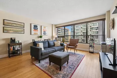 2930 N Sheridan Road #1009, Chicago, IL 60657 - Photo 7