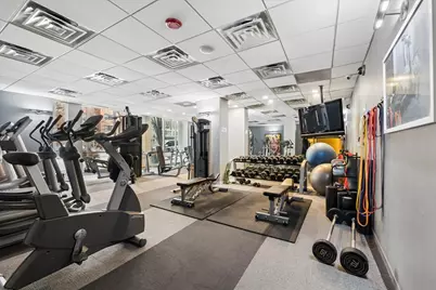 2930 N Sheridan Road #1009, Chicago, IL 60657 - Photo 15