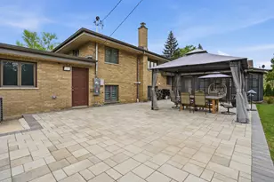 212 E Monterey Ave, Schaumburg, IL 60193 - Photo 27