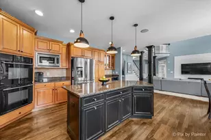 647 Bennett Dr, North Aurora, IL 60542 - Photo 13