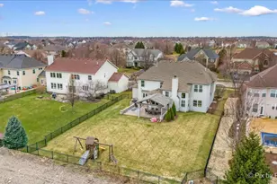 647 Bennett Dr, North Aurora, IL 60542 - Photo 47