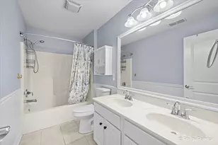 647 Bennett Dr, North Aurora, IL 60542 - Photo 35