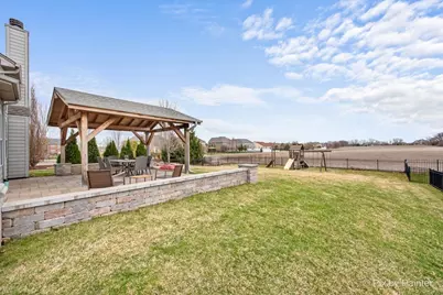 647 Bennett Drive, North Aurora, IL 60542 - Photo 39
