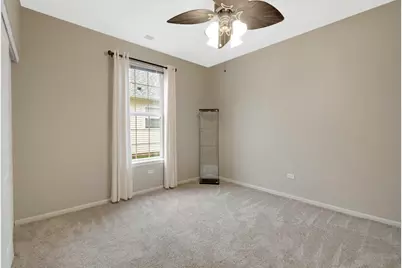 585 Tuscan View Drive, Elgin, IL 60124 - Photo 21