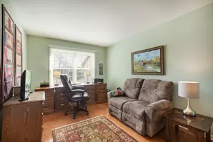 933 Wheaton Oaks Dr, Wheaton, IL 60187 - Photo 11